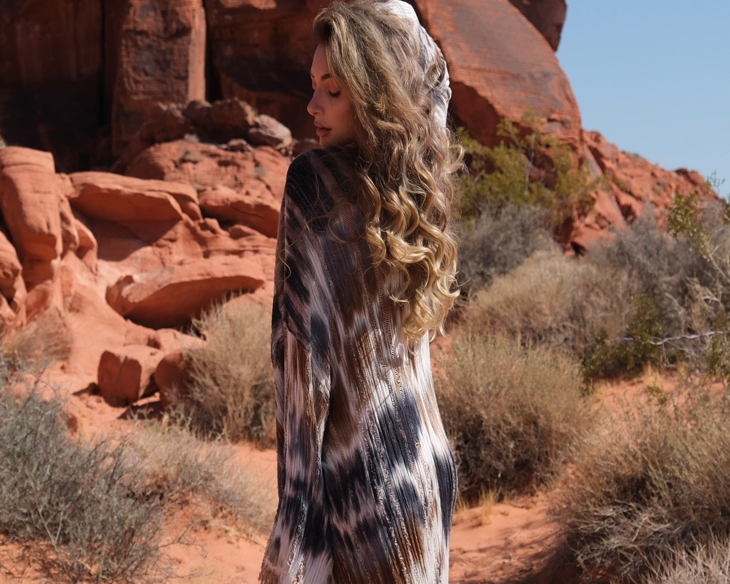 Inanna - Bohemian Style Summer knit kaftan