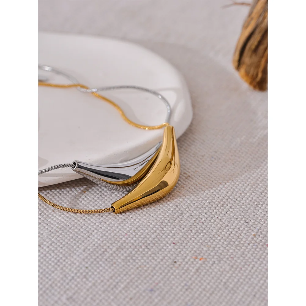 Stainless Steel Cast Pendant Clavicle Necklace Waterproof PVD 18K Gold Plated Fashion Collar Jewelry New Chic Style Gift