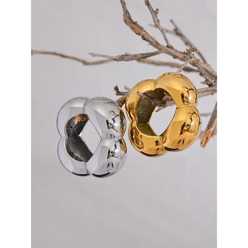 Stainless Steel PVD 18K Gold Plated Flower Hollow Big Fashion Statement Ring 2023 Waterproof Texture Jewelry Attractive Women Bijoux Gift