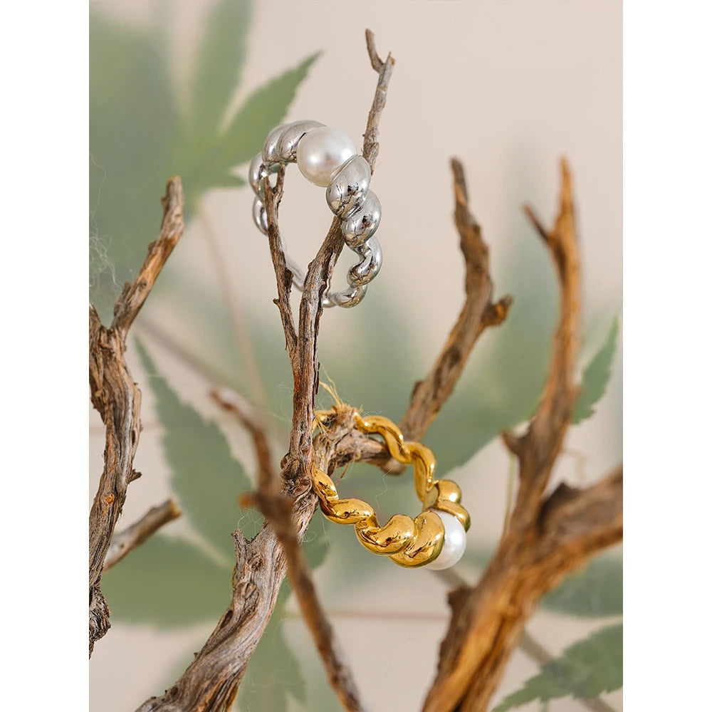 Elegant Imitation Pearls Stainless Steel PVD 18K Gold Plated Twisted Geometric Ring for Women Rust Proof Stylish Jewelry High Quality Cast